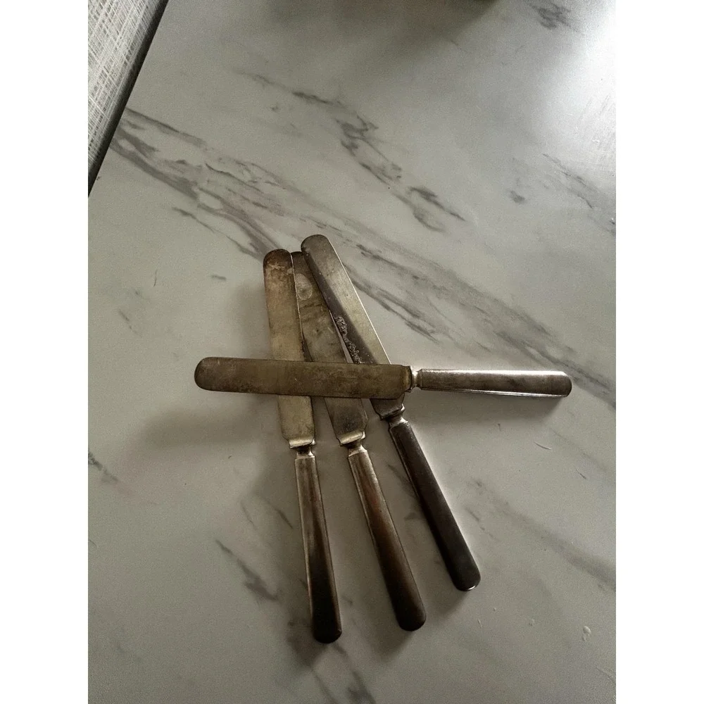 Antique 1847 Rogers Bros Warranted 12 DWT Silverplate Knives Lot of 4 BxA